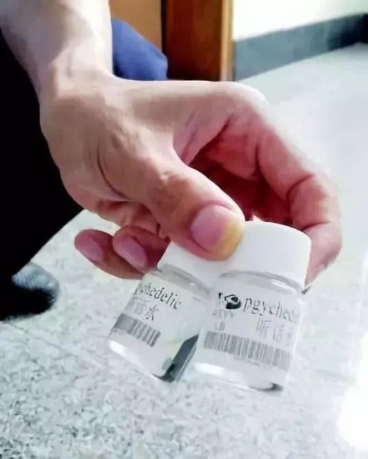 淫魔富少的「强效催情水」,一喝即想要,10分钟就倒~